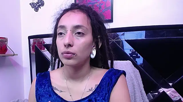 Snapshot of ORIANNA_BODMOD chatting on 12-19-24, 03:51 ORIANNA BODMOD online show from 12-19-24, 03:51