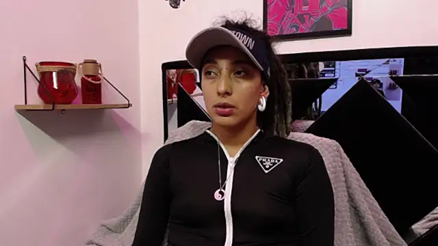 Snapshot of ORIANNA_BODMOD chatting on 01-21-25, 04:32 ORIANNA BODMOD online show from 01-21-25, 04:32