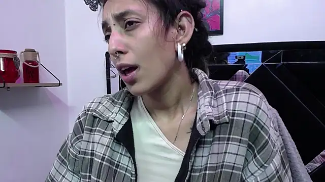 Snapshot of ORIANNA_BODMOD chatting on 01-31-25, 04:36 ORIANNA BODMOD online show from 01-31-25, 04:36