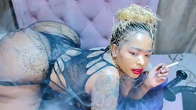 Snapshot of AFRICANGODDESSXXX chatting on 10-22-25, 11:48 AFRICANGODDESSXXX online show from 10-22-25, 11:48