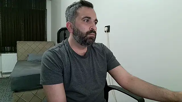 Snapshot of tgltplsr chatting on 02-20-26, 09:37 tgltplsr online show from 02-20-26, 09:37