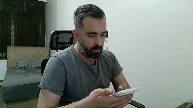 Snapshot of tgltplsr chatting on 03-06-26, 08:05 tgltplsr online show from 03-06-26, 08:05