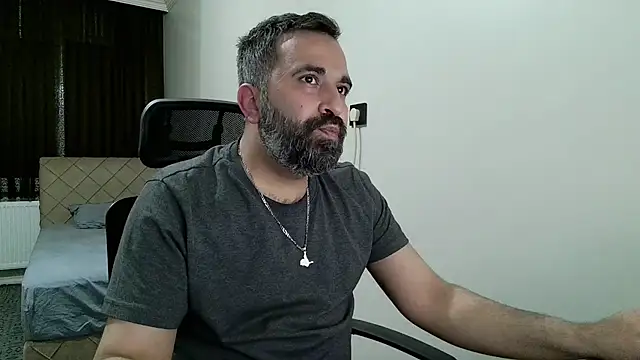 Snapshot of tgltplsr chatting on 03-17-26, 10:24 tgltplsr online show from 03-17-26, 10:24