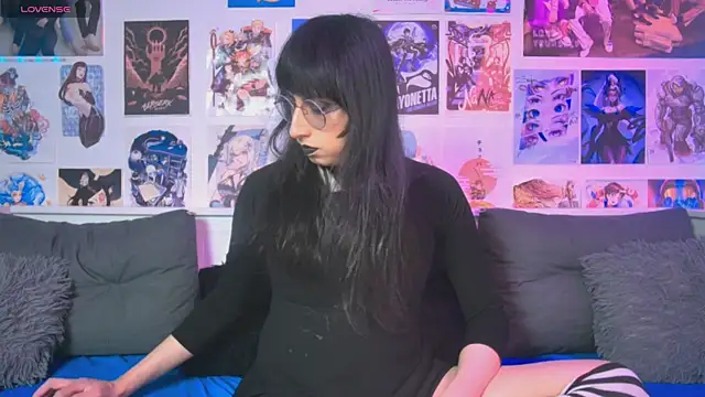 snowblack  online show from 11-01-25, 04:53