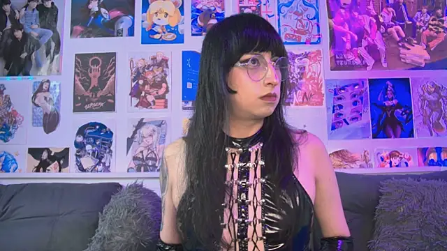 snowblack  online show from 11-11-25, 01:55