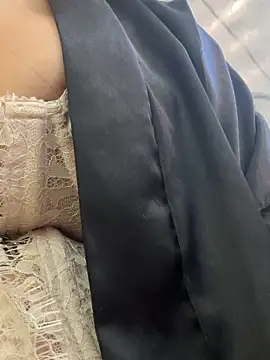 LunaBaker-1 online show from 12-01-25, 08:03