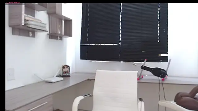 MIYESSI online show from 03-19-25, 06:23