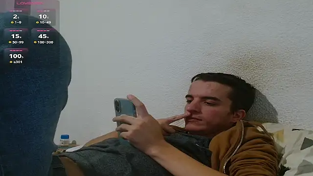 Tombgy07 online show from 09-29-25, 07:40