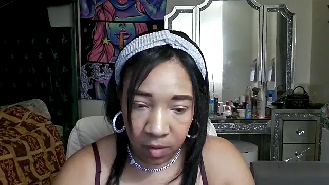 YasmineMinaj online show from 01-14-25, 11:27