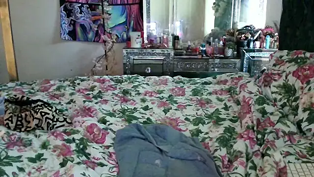 Snapshot of YasmineMinaj chatting on 03-09-26, 03:05 YasmineMinaj online show from 03-09-26, 03:05