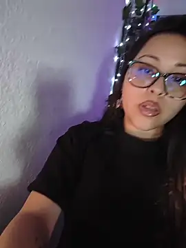 Snapshot of persefone_core chatting on 02-21-26, 01:28 persefone core online show from 02-21-26, 01:28