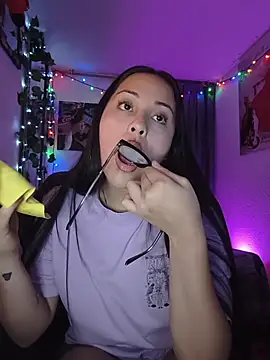 Snapshot of persefone_core chatting on 03-18-26, 09:40 persefone core online show from 03-18-26, 09:40