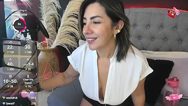 Isabella lt online show from 02-25-25, 05:25