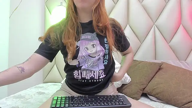 Snapshot of SakuraLee_ chatting on 01-19-25, 01:12 SakuraLee online show from 01-19-25, 01:12
