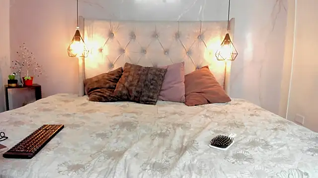 SakuraLee  online show from 01-06-26, 01:48