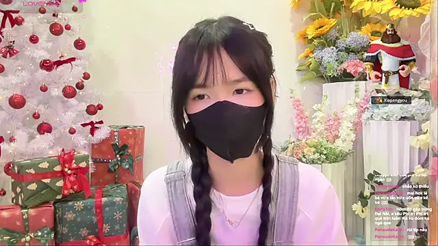 Your-Sunshine online show from 11-17-25, 06:35