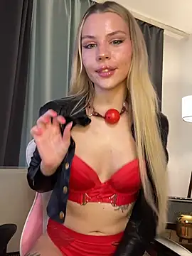KittyKatyDream online show from 05-08-26, 02:11