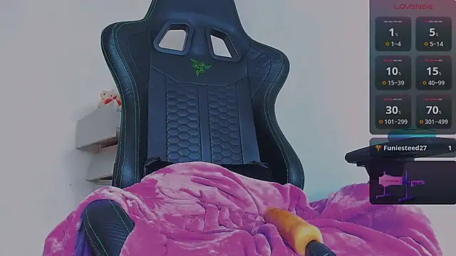 Alice Davidson online show from 03-11-25, 07:14