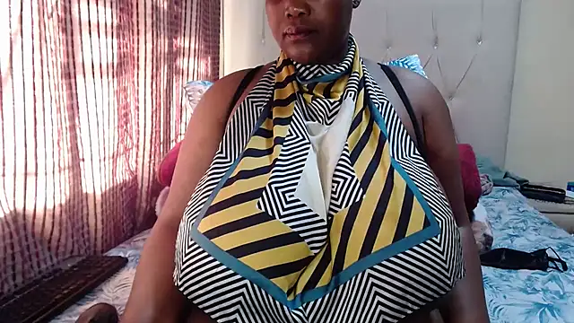CHOCOLATEDARKBUSTYX online show from 05-29-26, 02:15