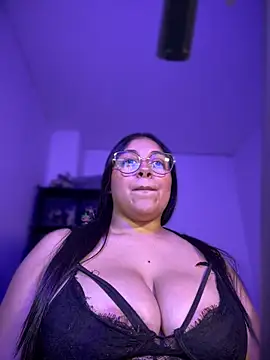 Snapshot of Soysofiarodrigu chatting on 03-05-25, 10:54 Soysofiarodrigu online show from 03-05-25, 10:54