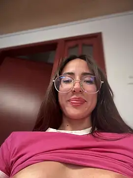 lauravasquez online show from 03-08-25, 07:53