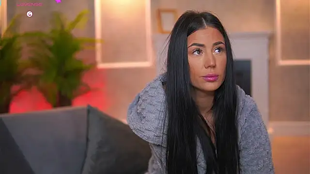 Abbela White online show from 09-13-25, 06:35