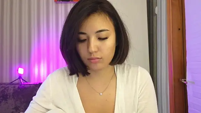 lily  foster online show from 10-08-25, 09:40