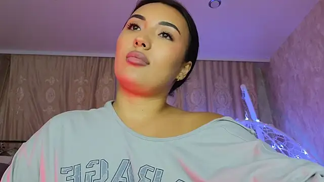 Snapshot of lily__foster chatting on 02-17-26, 02:57 lily foster online show from 02-17-26, 02:57