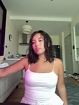 Snapshot of lily__foster chatting on 03-22-26, 07:12 lily foster online show from 03-22-26, 07:12