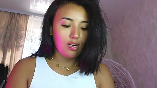 Snapshot of lily__foster chatting on 03-29-26, 02:28 lily foster online show from 03-29-26, 02:28