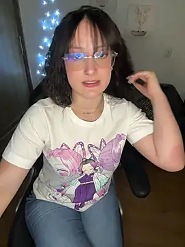 Megan lu2 online show from 12-28-24, 09:20