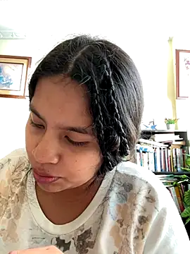 moncerrat luna online show from 10-15-25, 10:10