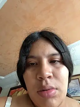 moncerrat luna online show from 11-05-25, 09:15