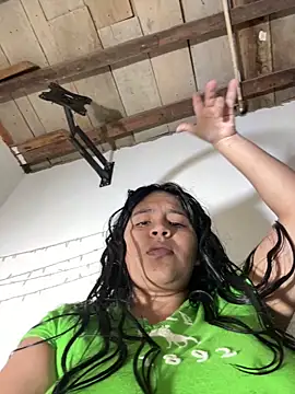 moncerrat luna online show from 03-13-26, 07:31