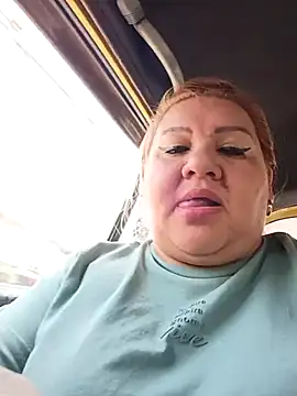 Snapshot of HORNY_MATURE25 chatting on 02-17-26, 04:02 HORNY MATURE25 online show from 02-17-26, 04:02