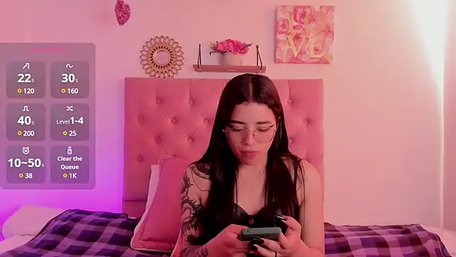 Snapshot of aliice_walker_ chatting on 12-03-24, 12:59 aliice walker online show from 12-03-24, 12:59
