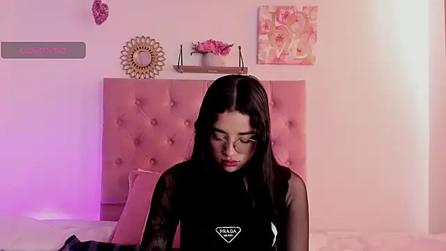 Snapshot of aliice_walker_ chatting on 12-05-24, 03:28 aliice walker online show from 12-05-24, 03:28