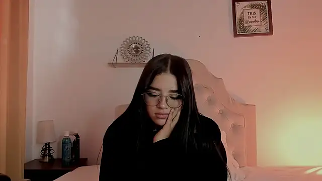 Snapshot of aliice_walker_ chatting on 01-28-25, 07:32 aliice walker online show from 01-28-25, 07:32
