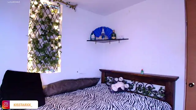 kisstarxxx online show from 05-08-26, 10:04