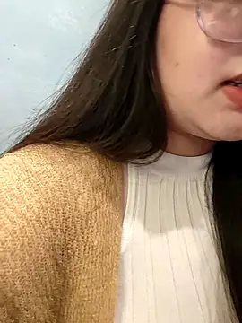 Snapshot of ANNELIESE_ chatting on 02-25-25, 01:50 ANNELIESE online show from 02-25-25, 01:50