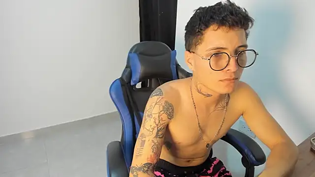 bonny 18 online show from 02-05-26, 03:00