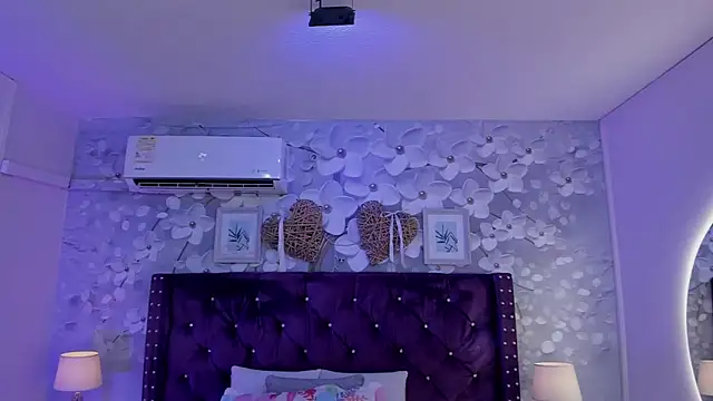 Snapshot of dalila_salazar chatting on 07-24-26, 03:15 dalila salazar online show from 07-24-26, 03:15