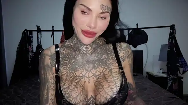 claudiacvc95 online show from 03-21-26, 08:19