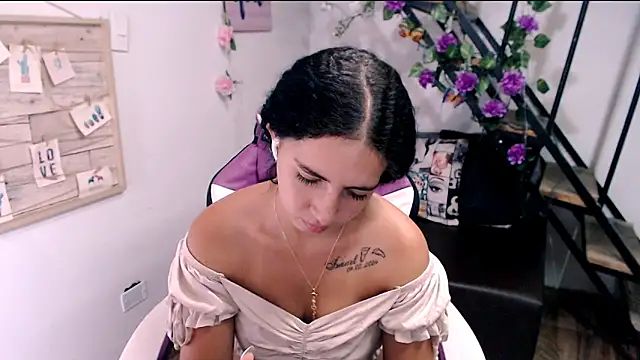 samantha baby  online show from 05-31-26, 06:20