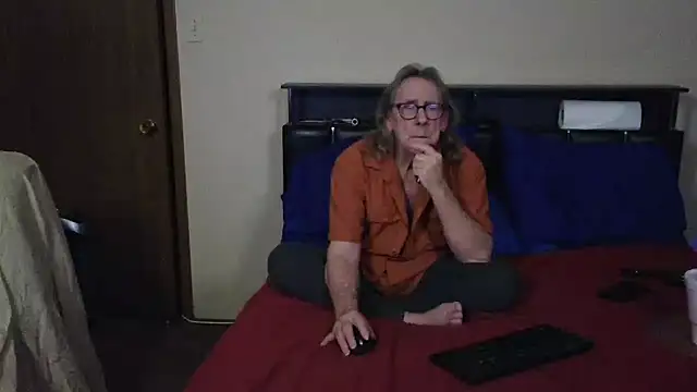 Lusty Kinks online show from 02-08-26, 01:03