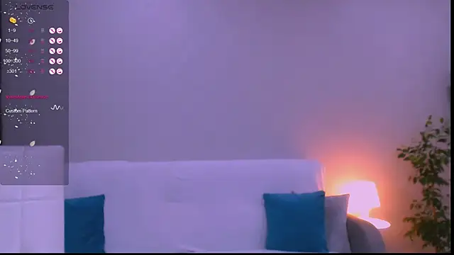 LesleySweet online show from 11-16-25, 01:06