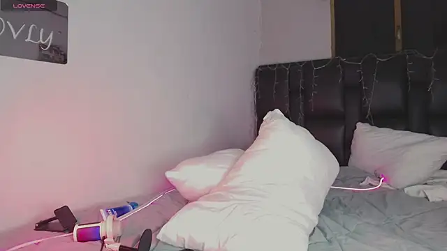 Snapshot of Lovely_Janeth chatting on 01-14-25, 07:06 Lovely Janeth online show from 01-14-25, 07:06