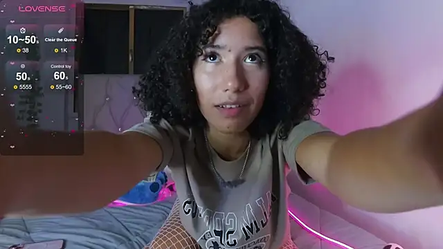 Snapshot of Lovely_Janeth chatting on 02-27-25, 05:56 Lovely Janeth online show from 02-27-25, 05:56