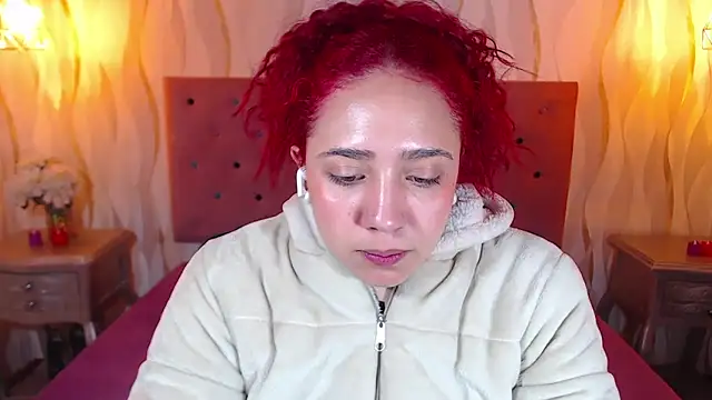 IsabelaLatina online show from 02-15-26, 04:14