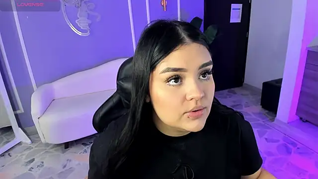 martinasaez online show from 09-25-25, 07:39